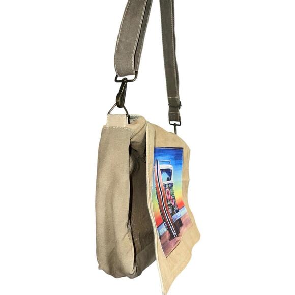 Vintage Addiction Recycled Tent Surf Van Canvas Messenger Bag Unisex Medium - Picture 3 of 15